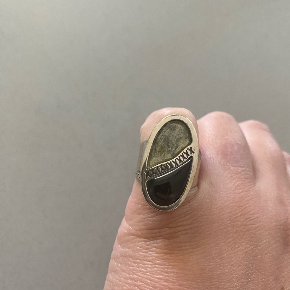 Silver Onyx Ring Missing Stone - image 2